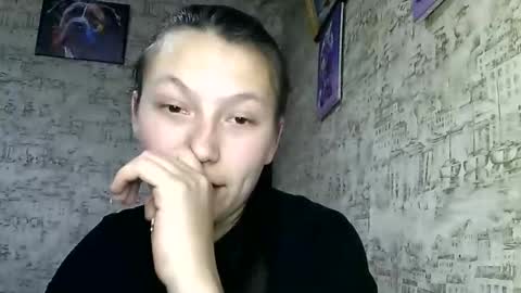 Snapshot of kiti_kitiss chatting on 02.22.25 kiti_kitiss online show from 02.22.25