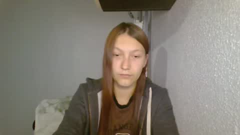 Snapshot of kiti_kitiss chatting on 10.12.25 kiti_kitiss online show from 10.12.25