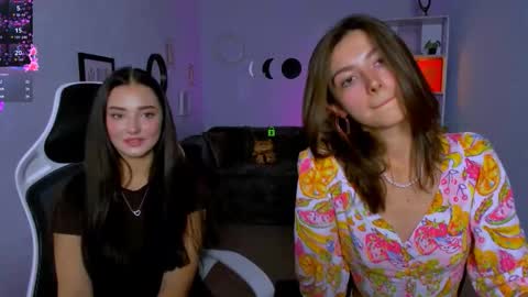 Snapshot of kitniss_dreamy chatting on 09.23.25 kitniss online show from 09.23.25