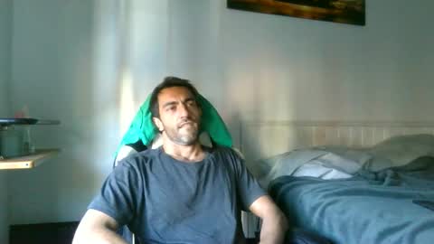 Snapshot of kitosssss chatting on 03.18.26 Steve Cocks online show from 03.18.26