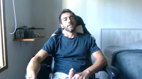 Snapshot of kitosssss chatting on 03.25.26 Steve Cocks online show from 03.25.26