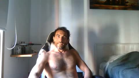 Snapshot of kitosssss chatting on 03.26.26 Steve Cocks online show from 03.26.26
