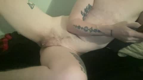 Snapshot of kitrose3 chatting on 10.21.25 Kit online show from 10.21.25