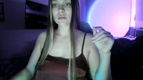 Serina Chan online show from 01.09.25