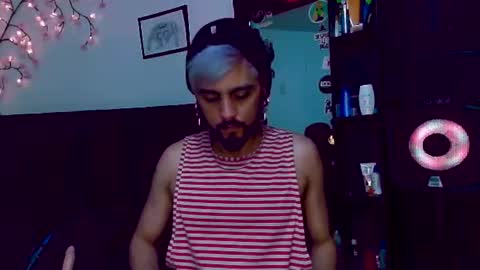 Snapshot of kitsuneshadow22 chatting on 09.12.25 Alejandro online show from 09.12.25