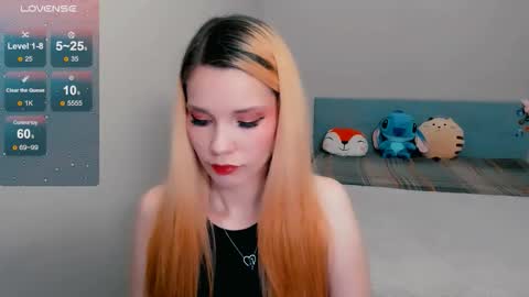 Snapshot of kitten_alisa chatting on 10.15.25 Alissa online show from 10.15.25