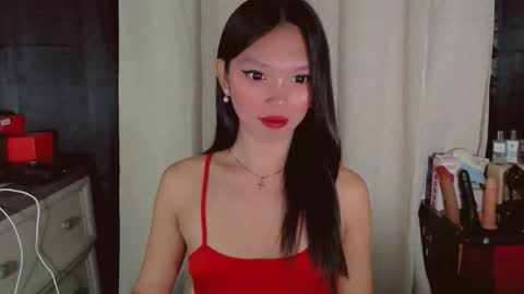 Snapshot of kitteylovesyou chatting on 04.19.26 KITTY online show from 04.19.26