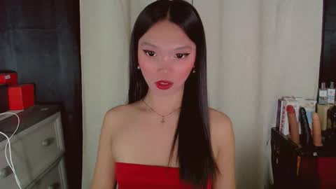 Snapshot of kitteylovesyou chatting on 04.23.26 KITTY online show from 04.23.26
