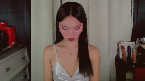 Snapshot of kitteylovesyou chatting on 05.04.26 KITTY online show from 05.04.26
