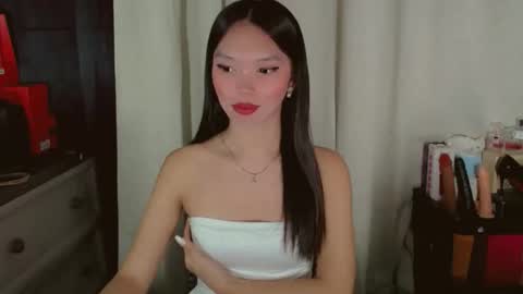 Snapshot of kitteylovesyou chatting on 05.23.26 KITTY online show from 05.23.26