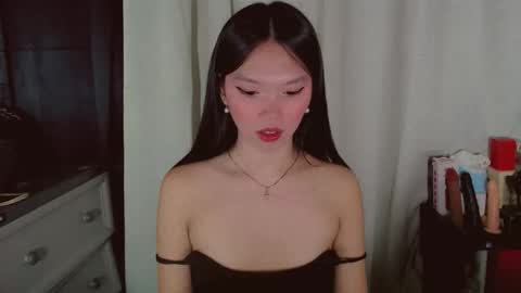 Snapshot of kitteylovesyou chatting on 06.03.26 KITTY online show from 06.03.26