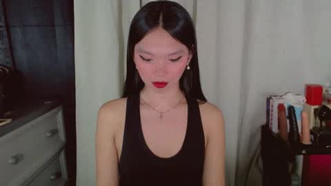 Snapshot of kitteylovesyou chatting on 06.04.26 KITTY online show from 06.04.26