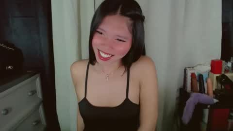 Snapshot of kitteylovesyou chatting on 06.10.26 KITTY online show from 06.10.26