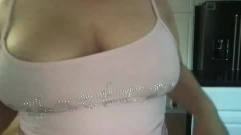 Snapshot of kittnicole chatting on 04.08.26 n I c o l e online show from 04.08.26