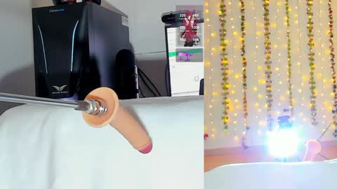 Snapshot of kitty__rosse__ chatting on 05.27.26 Kitty online show from 05.27.26
