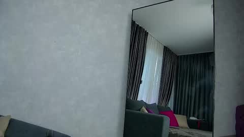 Snapshot of kitty_asstronaut chatting on 04.28.26 Karen online show from 04.28.26
