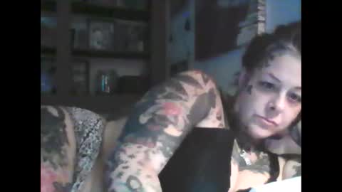 Snapshot of kitty_bang_bang chatting on 04.27.26 kitty_bang_bang online show from 04.27.26