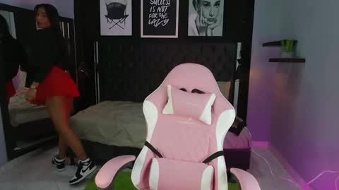 Kitty online show from 10.28.25