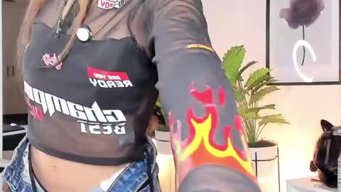 kitty online show from 05.05.26