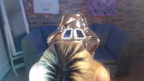 kitty_fox_b online show from 12.26.24