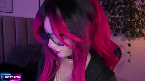 Camila online show from 09.30.25