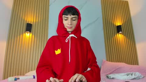 Snapshot of kitty_gill chatting on 01.07.25 kitty_gill online show from 01.07.25