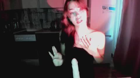 Snapshot of kitty_mila18 chatting on 10.01.25 kitty mila online show from 10.01.25
