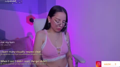 Snapshot of kitty_patitas_suavess chatting on 06.18.26 Kitty online show from 06.18.26
