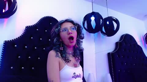 KITTY online show from 12.11.24