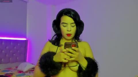 Snapshot of kitty_violet11 chatting on 04.14.26 kitty_violet11 online show from 04.14.26