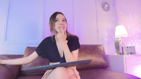 Snapshot of kittybloom_ chatting on 04.17.26 Kitty online show from 04.17.26