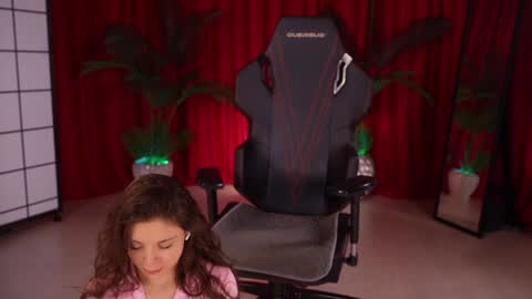 Katya online show from 12.17.25