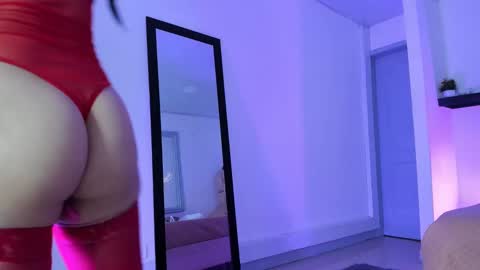 Snapshot of kittycute_cg chatting on 12.13.24 Jenn online show from 12.13.24