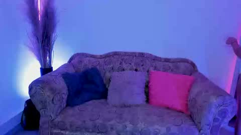 Snapshot of kittycute_cg chatting on 01.14.25 Jenn online show from 01.14.25