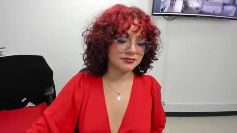 Snapshot of kittycute_cg chatting on 02.02.25 Jenn online show from 02.02.25