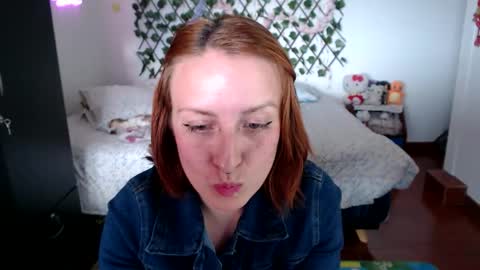 Snapshot of kittykalor chatting on 02.08.26 --. .- -. .-- online show from 02.08.26