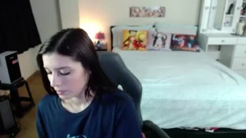 Snapshot of kittykat18x chatting on 07.03.26 Isabel online show from 07.03.26