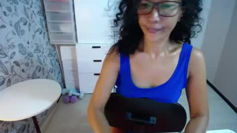 Snapshot of kittykatss chatting on 07.03.26 Viktoria online show from 07.03.26