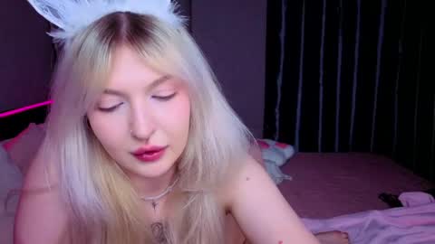 kittykendall online show from 04.18.26