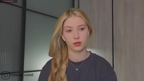 Monika online show from 03.03.25