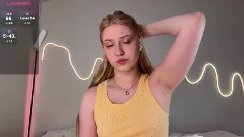 Snapshot of kittyloffe chatting on 06.18.26 Monika online show from 06.18.26