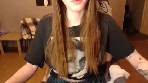 KittyloveMoon online show from 04.13.26