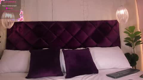 Snapshot of kittylyne_ chatting on 03.19.26 Kitty online show from 03.19.26