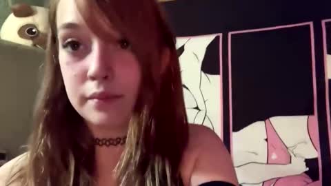 Snapshot of kittyme0ws chatting on 01.03.25 kitty online show from 01.03.25