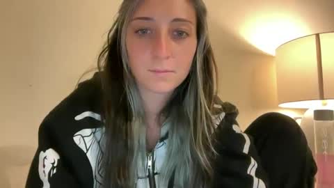 Snapshot of kittypurr79 chatting on 12.22.24 kittypurr79 online show from 12.22.24