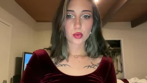Snapshot of kittypurr79 chatting on 12.26.24 kittypurr79 online show from 12.26.24