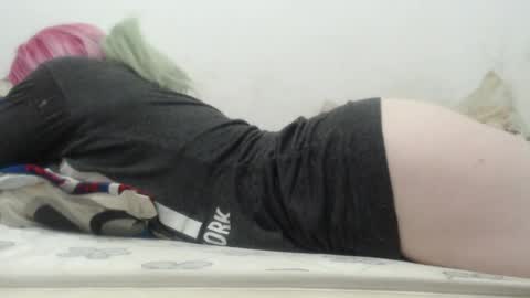 Snapshot of kittywhiteass chatting on 12.03.24 kittywhiteass online show from 12.03.24