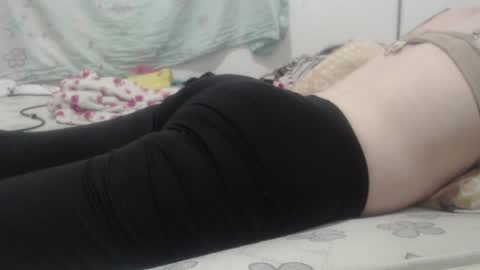 Snapshot of kittywhiteass chatting on 03.08.25 kittywhiteass online show from 03.08.25
