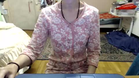 KiuminBerry online show from 10.22.25