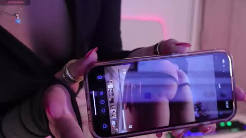  Tiffanii  online show from 03.17.26